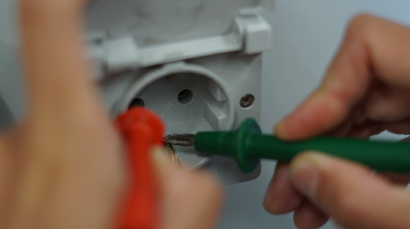 Service und Reperatur für Elektrogeräte.